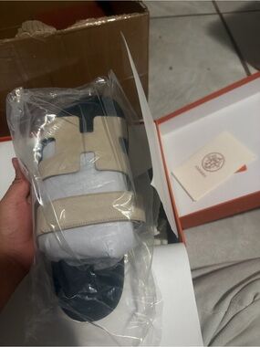 hermes woman sandals